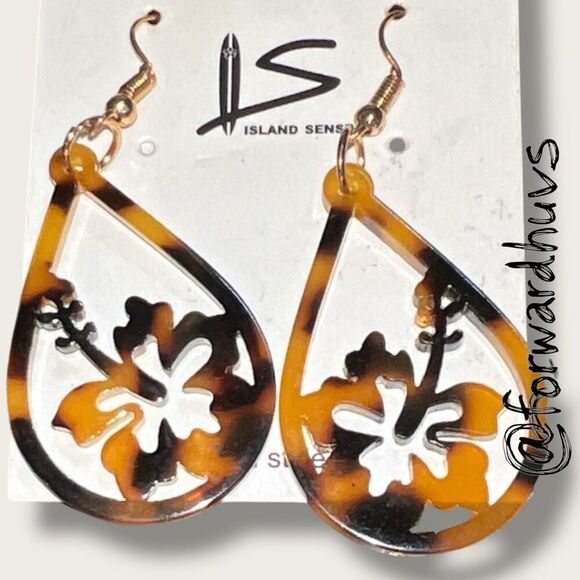 Bundle Sale 3 for $15 | Island Sense Hibiscus Cut-Out Earrings - Picture 7 of 8